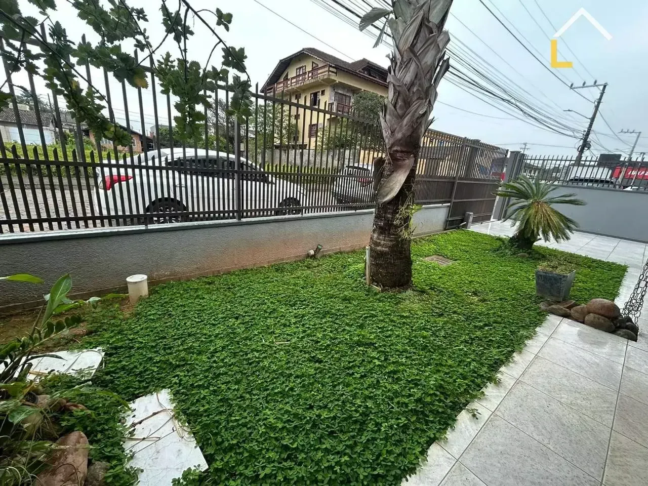 Imagem Casa com 2 Quartos à Venda, 195 m² em Floresta - Joinville