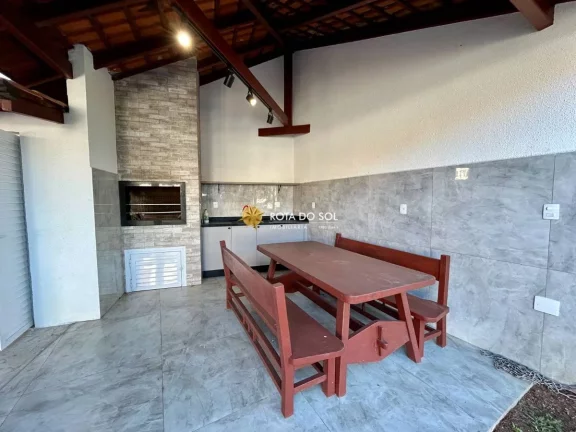Imagem Casa Frente Mar à venda Praia de Bombinhas Centro