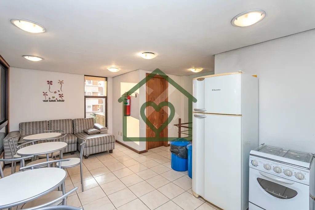 Imagem Apartamento mobiliado e decorado para alugar no bairro Mont Serrat, próximo ao Parcão. Com 45m2, c...