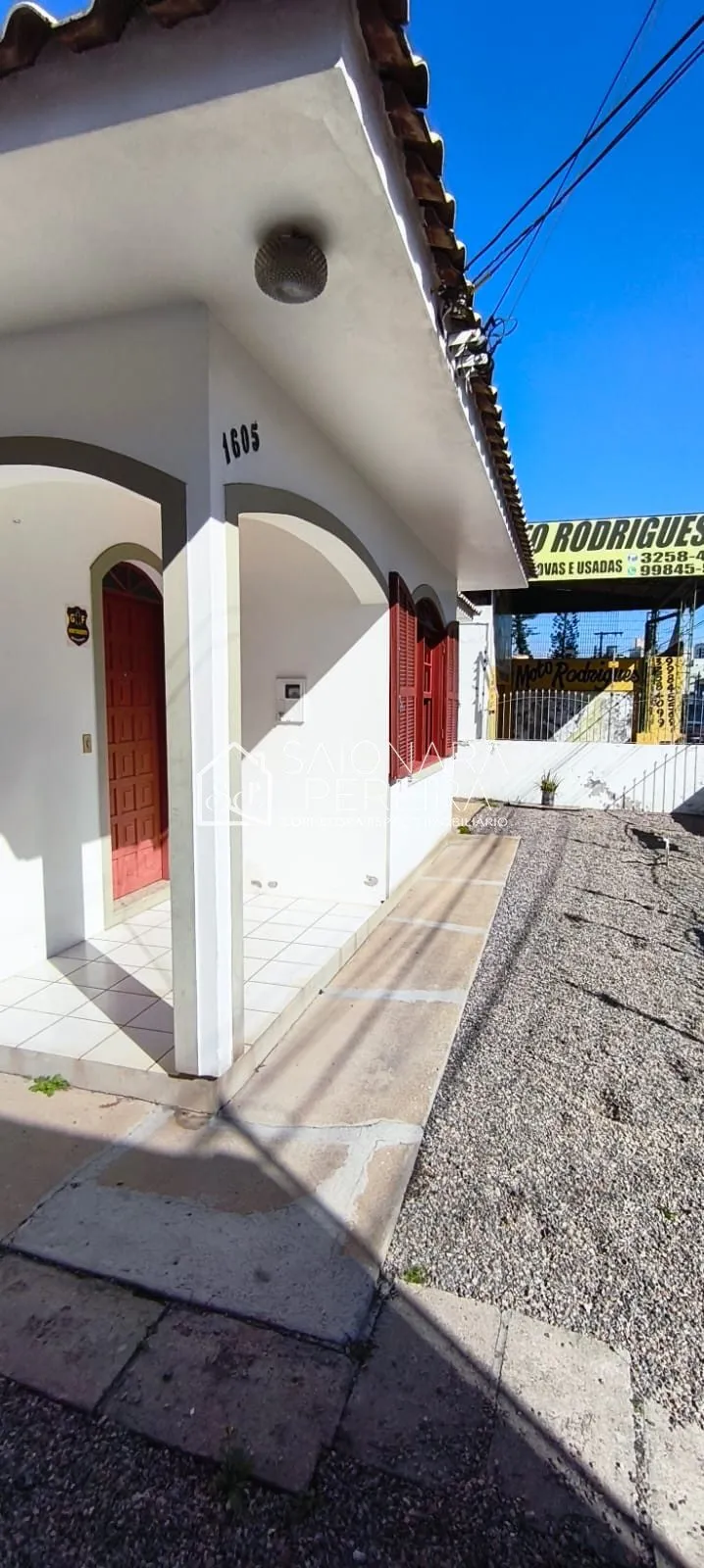 Foto do imóvel Casa em Barreiros em Rua Coronel Américo, numero 1605 - Campinas, São José - SC
