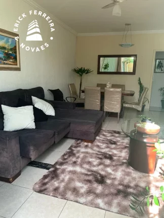 Imagem Excelente casa de 4 quartos e 3 banheiros, na praia do morro, toda em armários planejados,