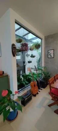 Imagem Casa com 3 dormitórios à venda, 115 m² por R$ 740.000,00 - Golfinho - Caraguatatuba/SP