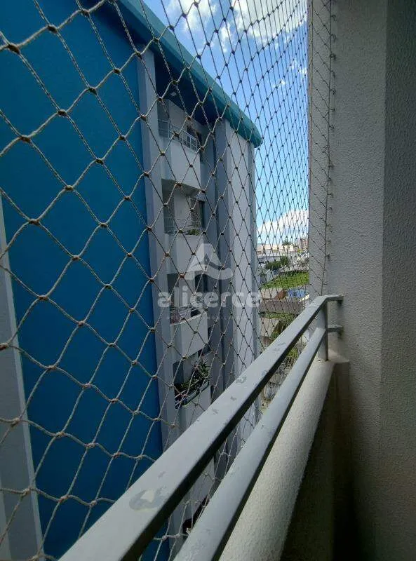 Imagem Apartamento Recém reformado, semi mobiliado 2 Dormitórios , elevador, piscina, Barreiros, São José/SC