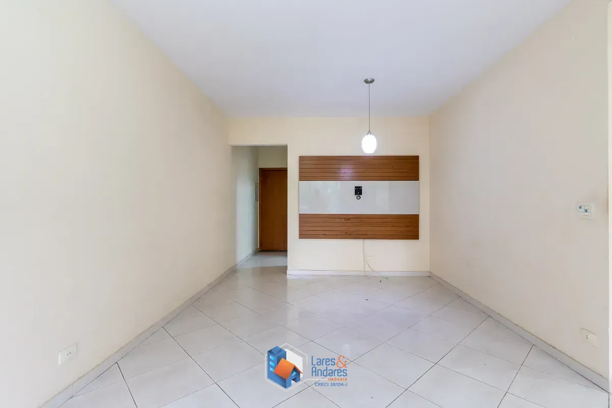 Foto do imóvel Apartamento para venda em Vila Suzana com 3 quartos, sendo 1 suíte, 85m² em Rua Júlio Garita