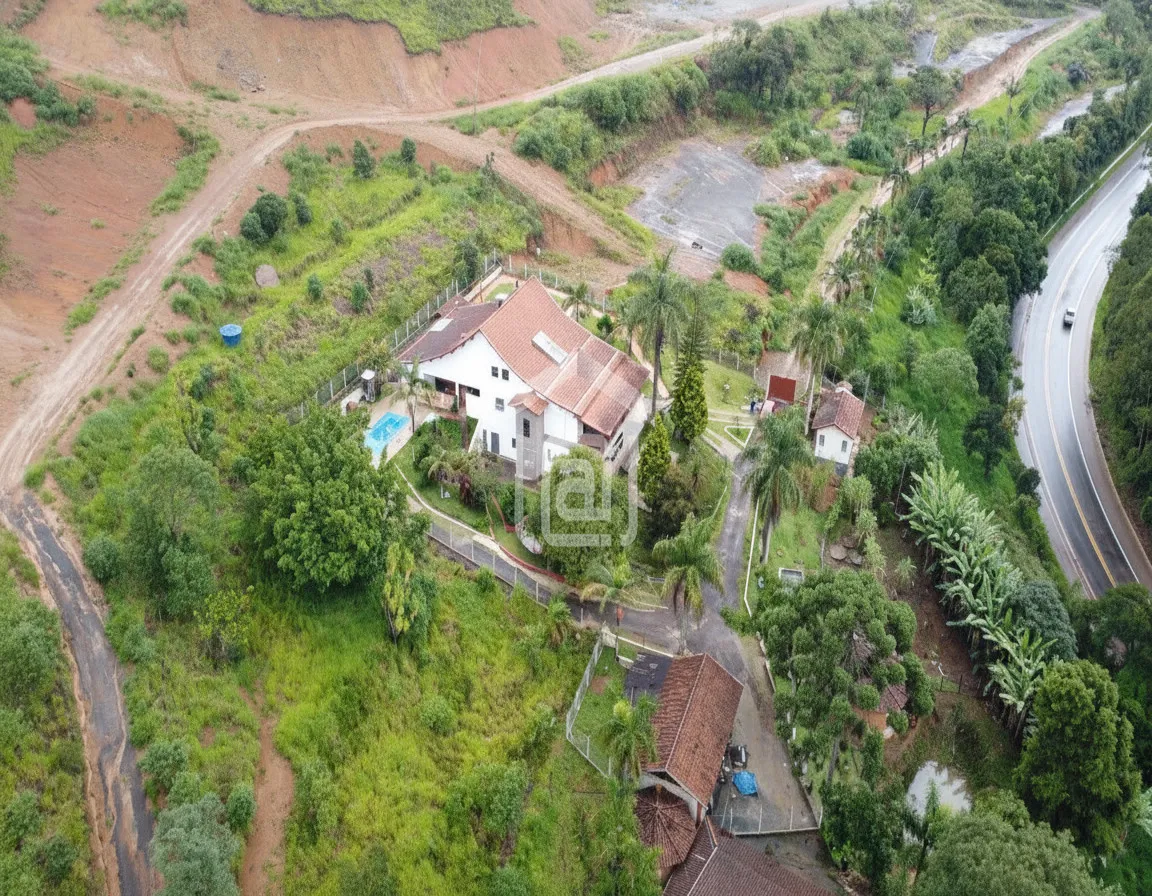 Imagem Chácara 670 m² à venda em Morada dos Pássaros, Poços de Caldas