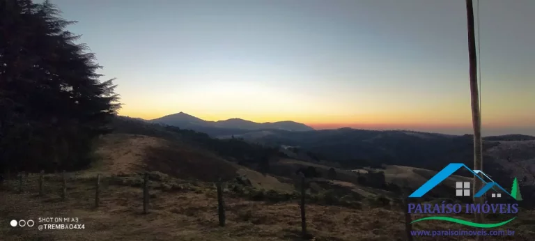 Imagem Seu Refúgio na Serra da Mantiqueira: Vista Panorâmica e Sustentabilidade!