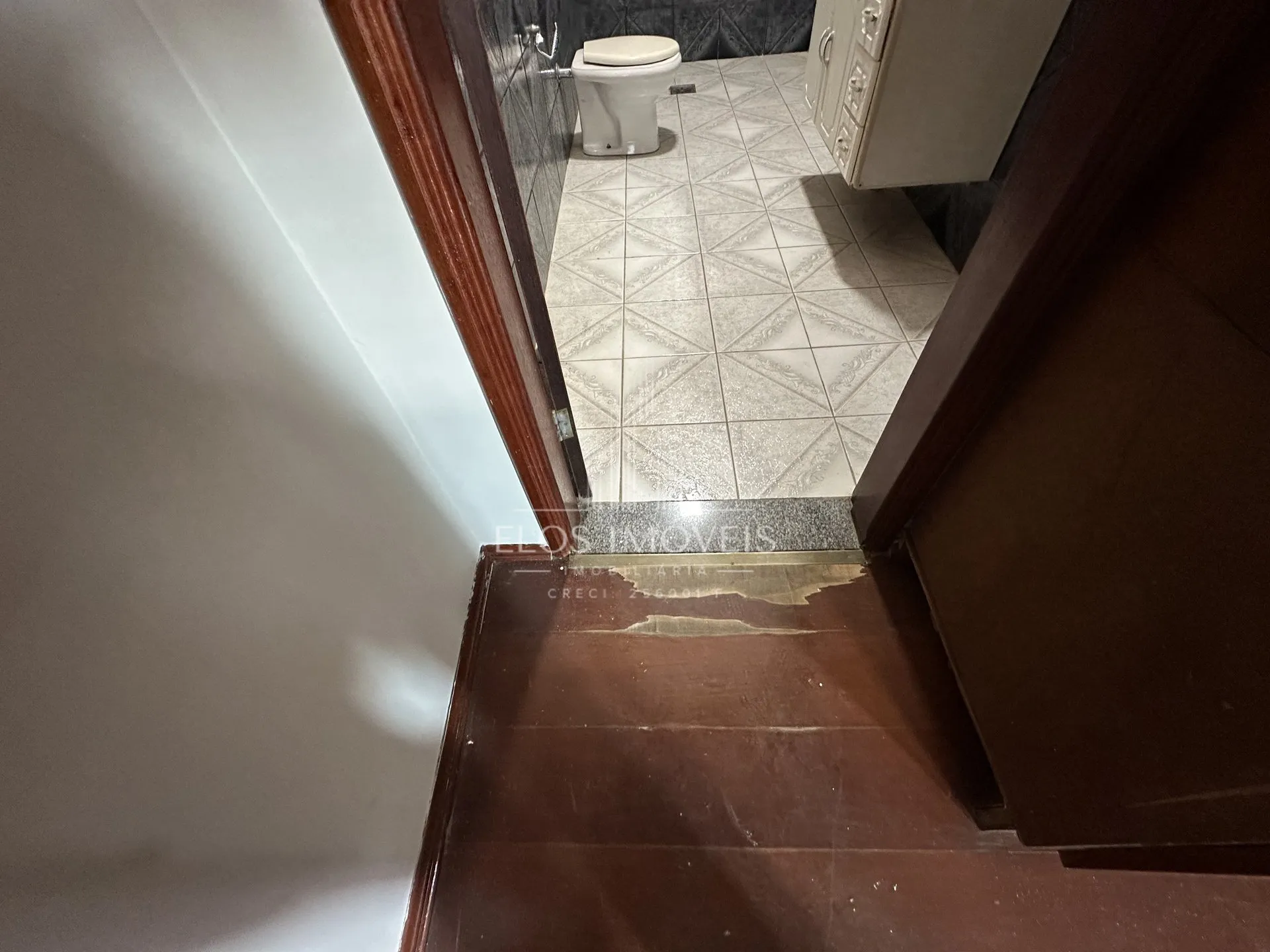 Imagem Sobrado de 5 quartos, 434m² no bairro Vila Queiroz, em Limeira