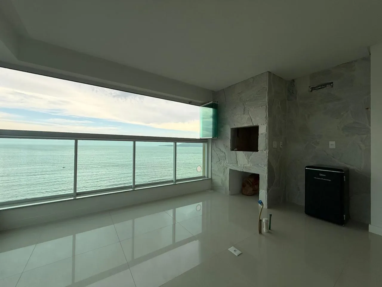 Imagem Apartamento com vista para o mar à venda com 212.88m2 por R$ 6.300.000,00