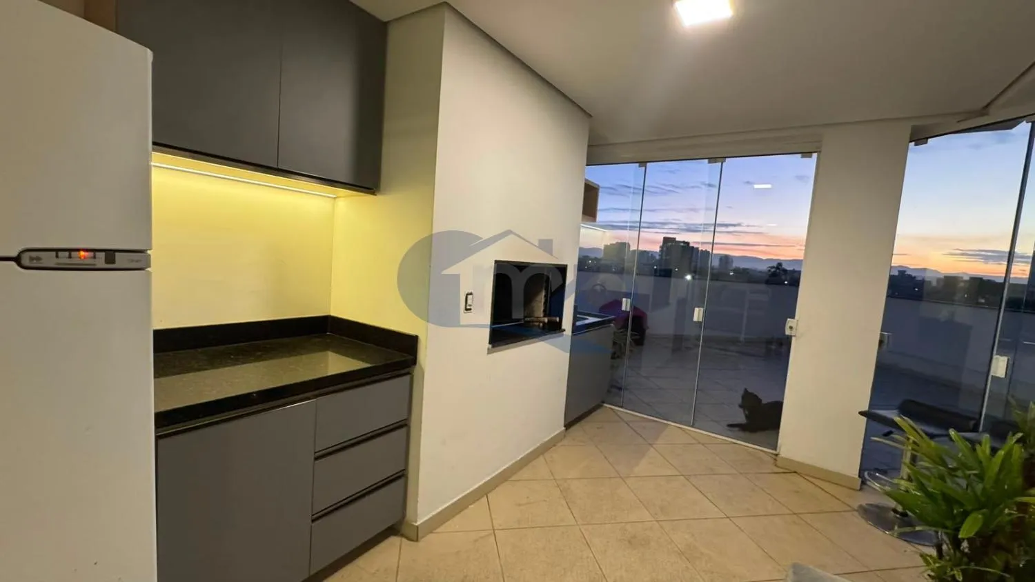 Imagem Apartamento a venda com 3 dormitorios no centro de Torres/RS