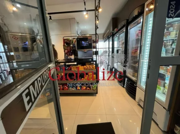 Imagem Apartamento à venda com 50m², 1 quarto, varanda, planejados, piscina, churrasqueira por R$ 380.000,00 na Vila Mathias em Santos