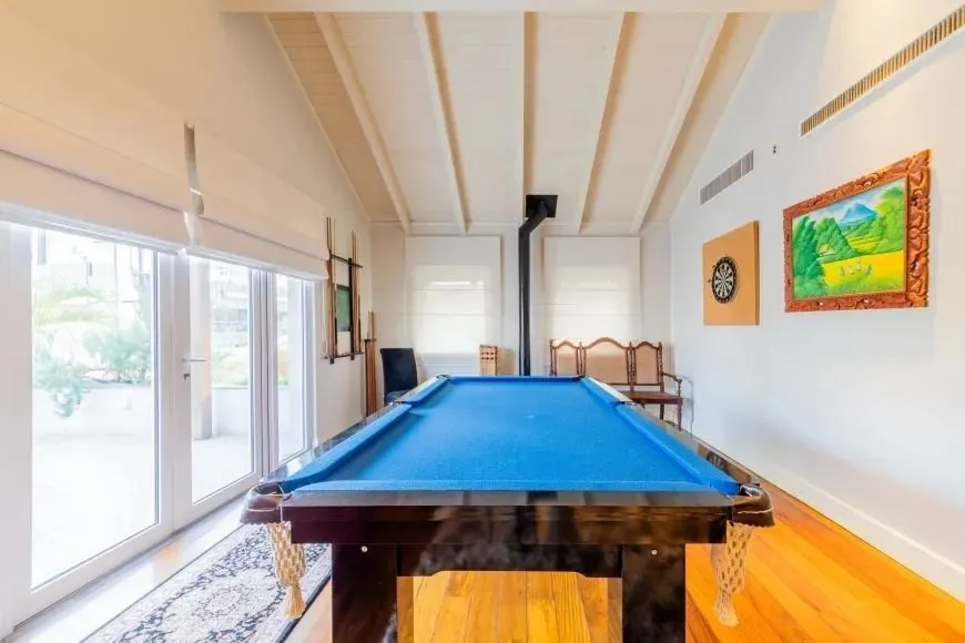Imagem Casa alto padrão com 3 suítes e piscina no Boa Vista