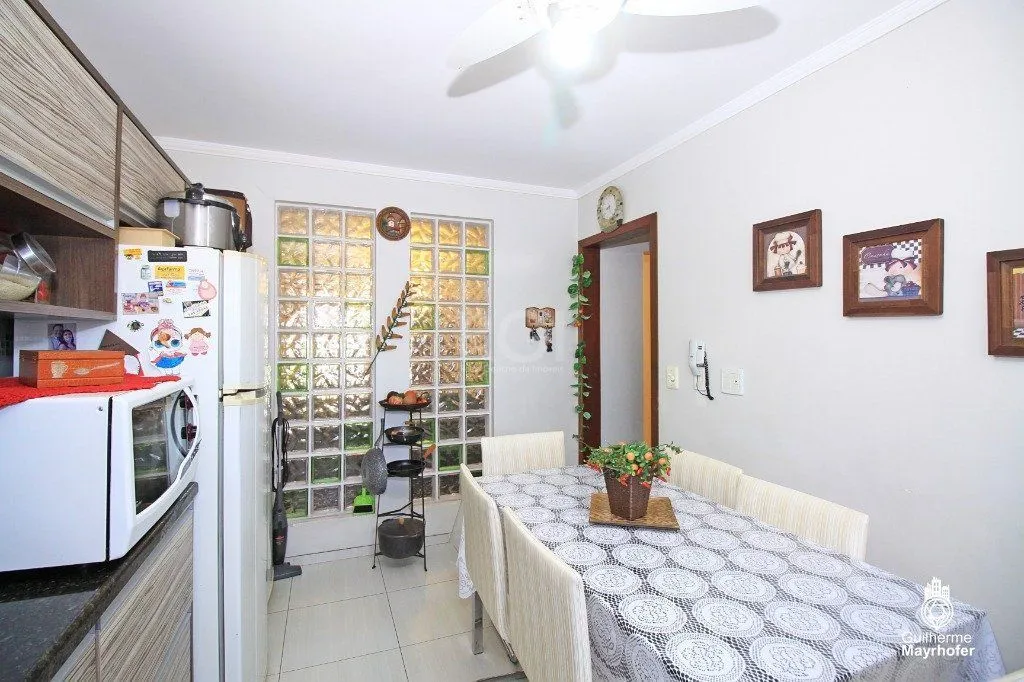 Imagem Casa para Venda - 225.36m², 3 dormitórios, sendo 1 suites, 4 vagas - Camaquã
