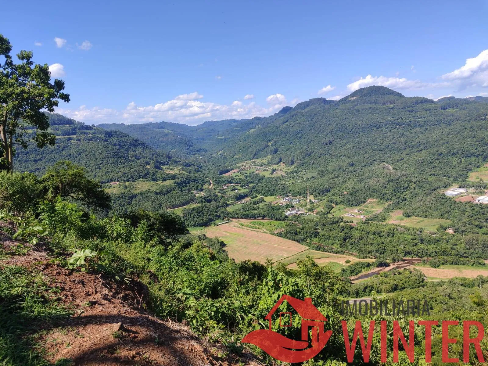 Imagem Lugar incrível para seu empreendimento, confere essa vista única.