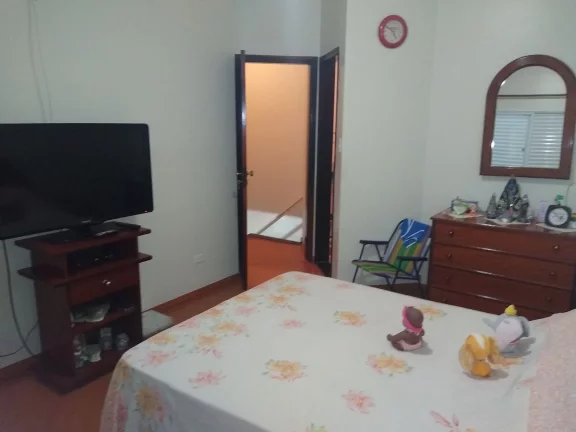 Imagem Sobrado com 3 Quartos e 3 banheiros à Venda, 126 m² por R$ 750.000