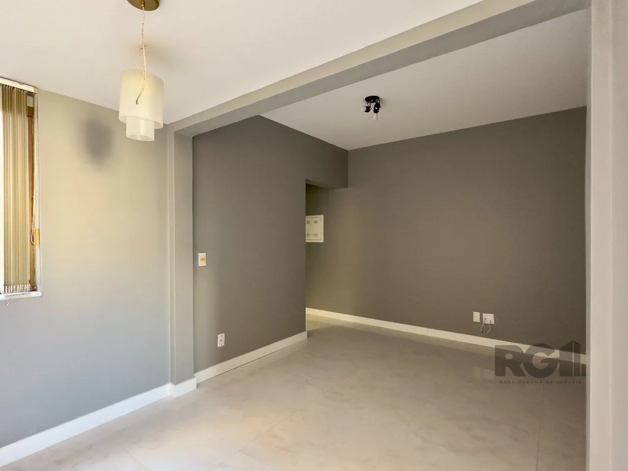 Imagem APARTAMENTO GARDEN, 2 DORMITÓRIOS E 1 VAGA DE GARAGEM COM ÓTIMA LOCALIZAÇÃO NO MOINHOS