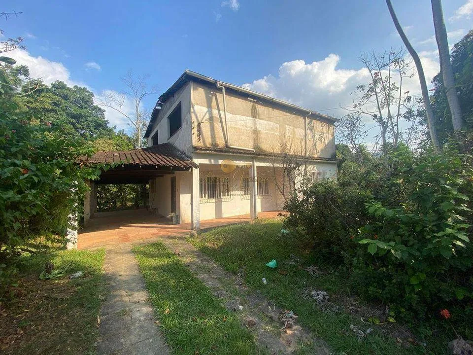 Foto do imóvel Casa para Venda em Guapimirim / RJ em Rua Trinta de Abril