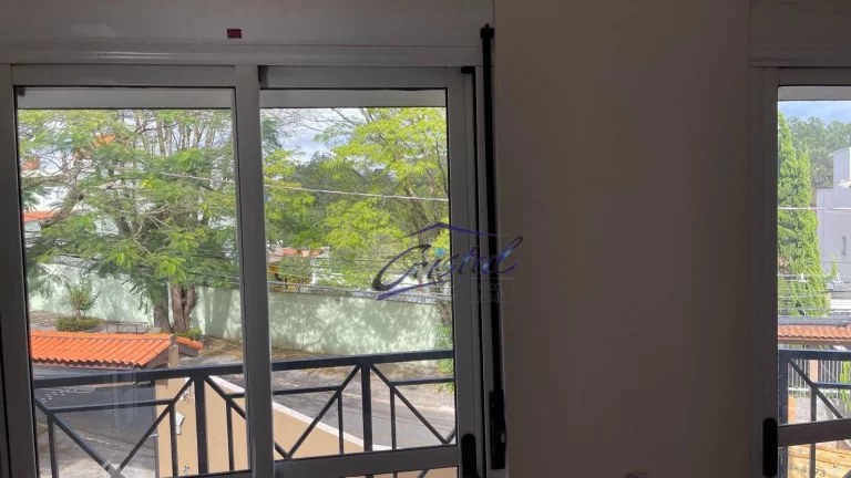 Imagem Casa com 5 suítes em Condomínio fechado na Granja Viana