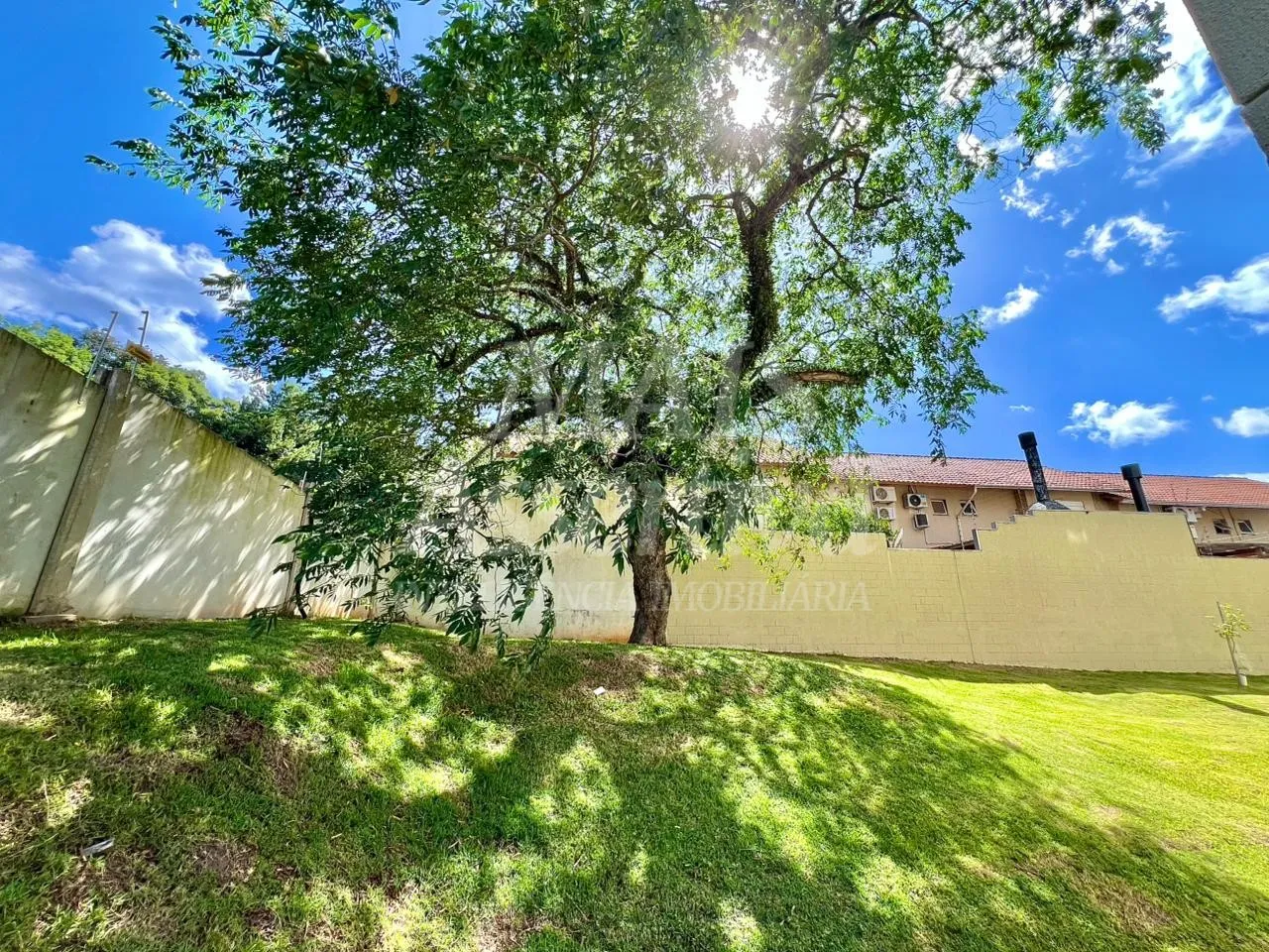 Imagem Apartamento para locação no 5º andar com sacada e churrasqueira, Porto Rotterdam
