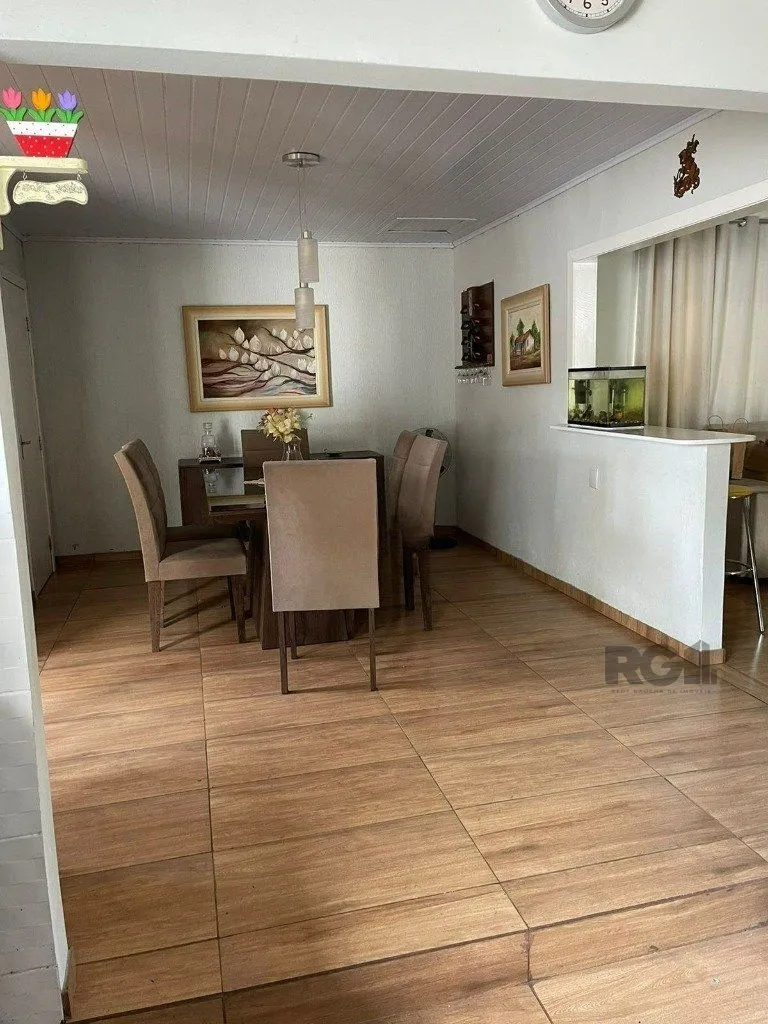 Imagem Casa de alvenaria, 03 dormitórios próximo a Av. Teresópolis