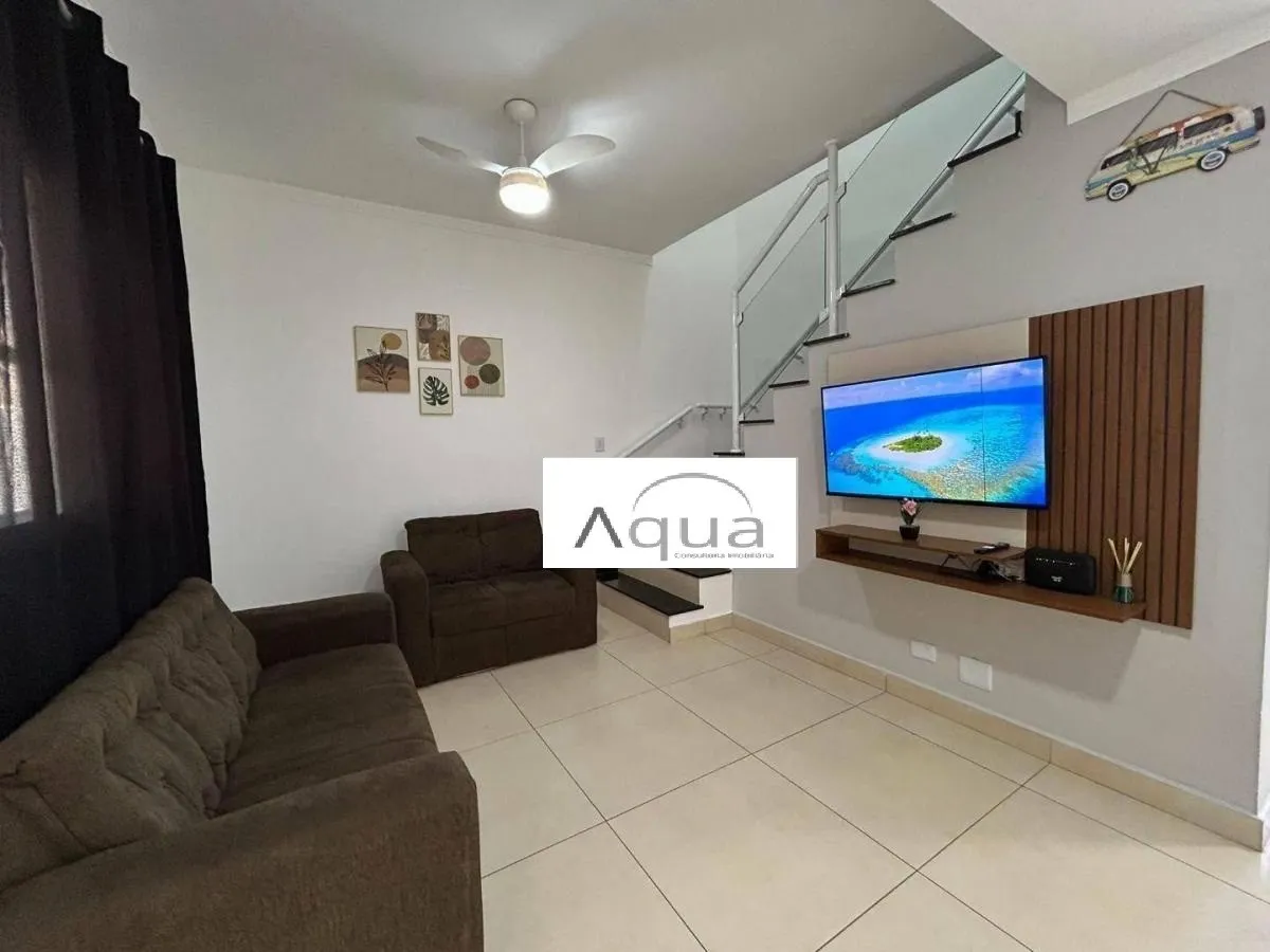 Imagem Casa para Venda em Mongaguá, Plataforma, 2 dormitórios, 2 suítes, 1 banheiro, 1 vaga