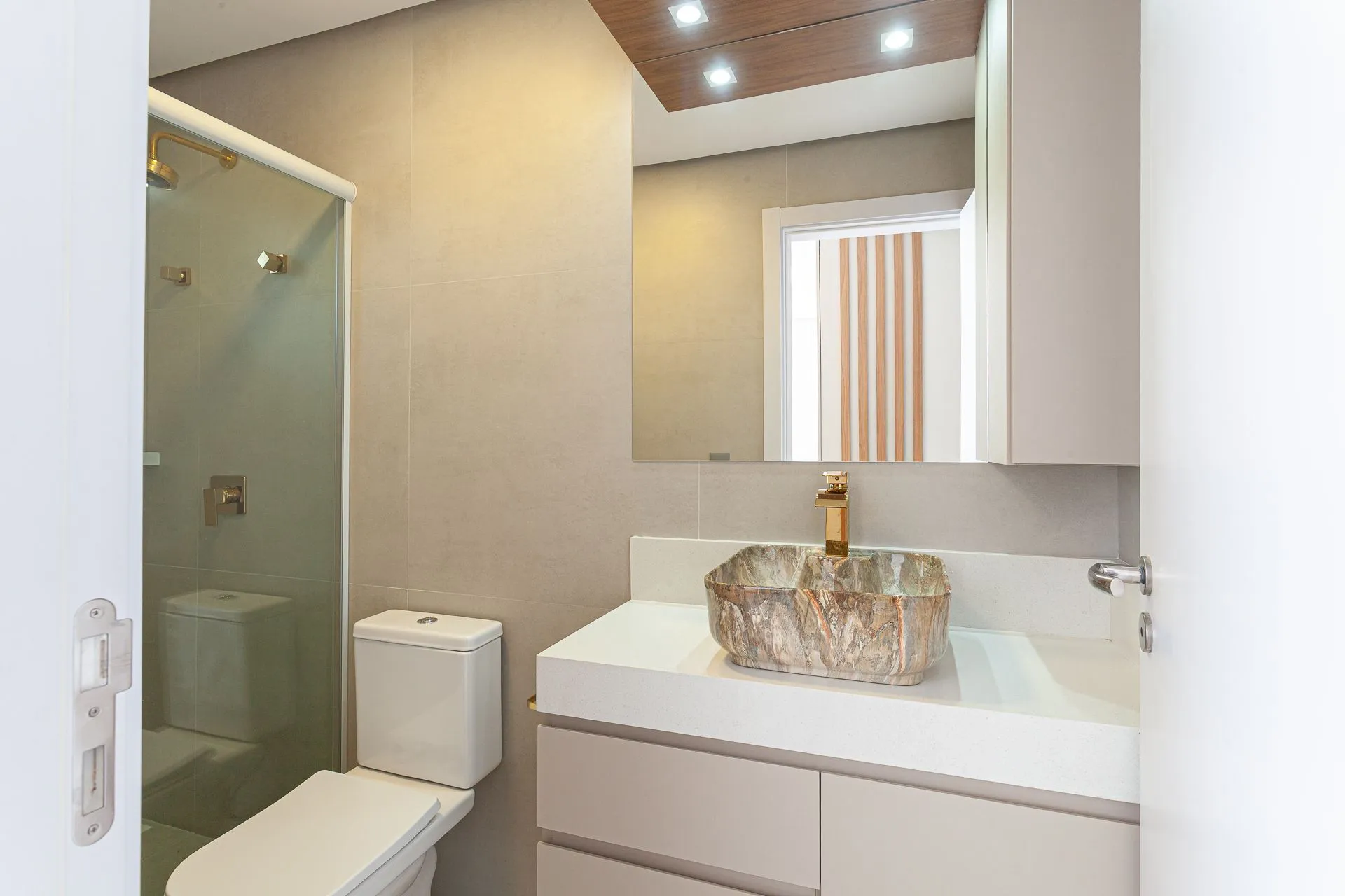 Imagem Apartamento à venda em Torres, com 2 quartos, 91m2