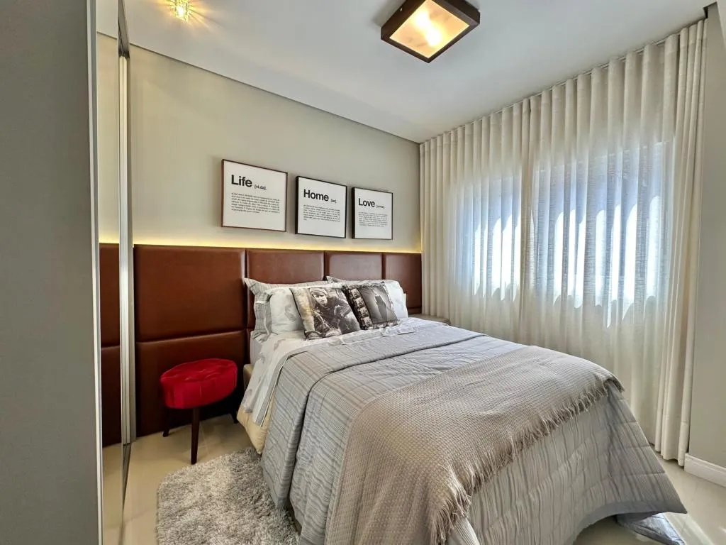 Imagem Apartamento 2 Dormitórios - Bairro Centro