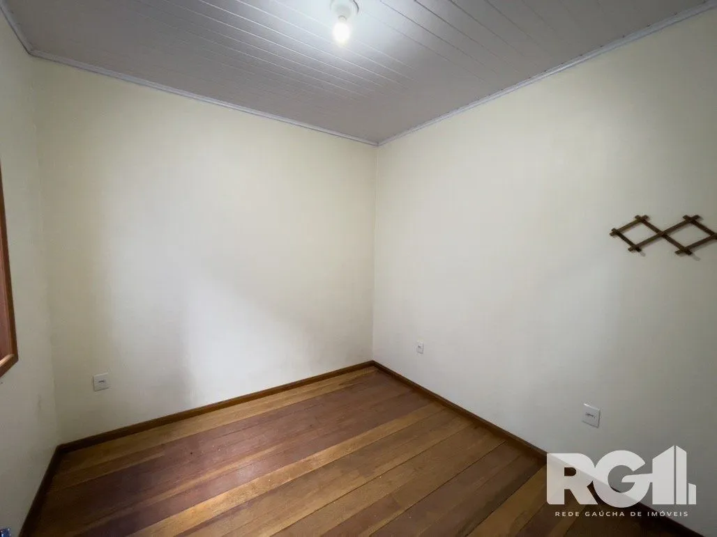 Imagem Casa 4 dormitórios na Azenha.