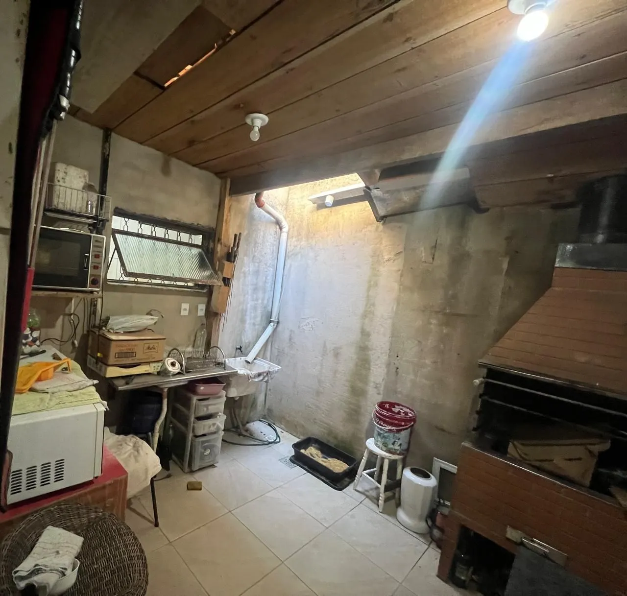 Imagem Casa a venda no Bairro Hípica - 3 dormitórios - 2 vagas