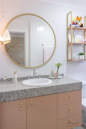 Imagem Apartamento semi-mobiliado à venda com 4 suítes, sendo uma master com closet, lavabo, sacada com c...