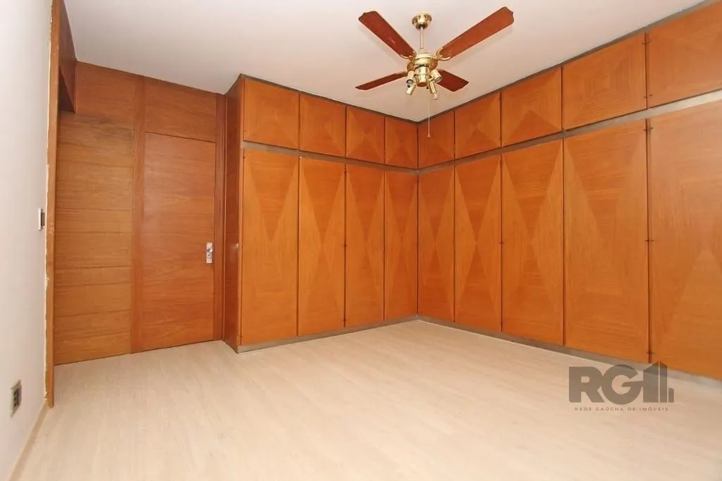 Imagem Excelente apartamento de 148m² com 3 dormitórios e 2 vagas.