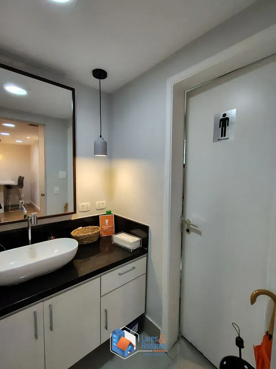 Imagem Conjunto comercial para venda em Cerqueira César, 88m²