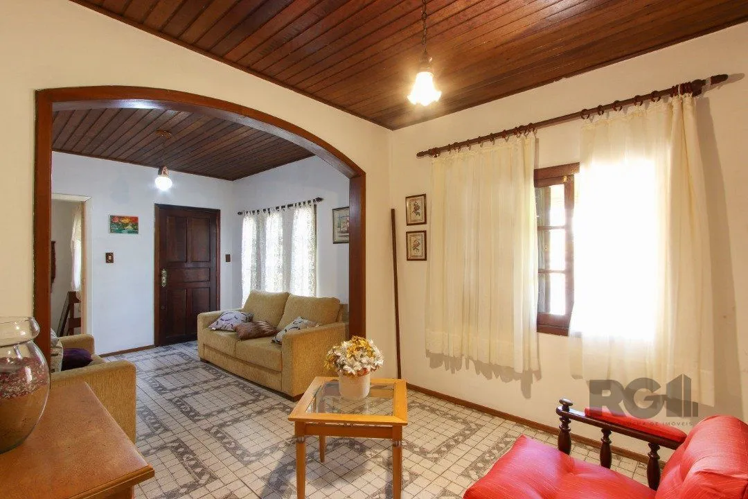 Imagem Casa 04 dormitórios, 02 suítes, living 02 ambientes