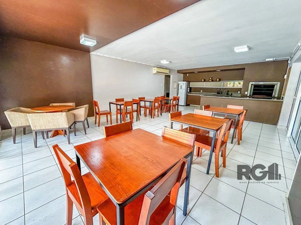 Imagem APARTAMENTO, 3 DORMITÓRIO, 1 SUÍTE, 1 VAGA, BAIRRO CAMAQUÃ, PORTO ALEGRE-RS