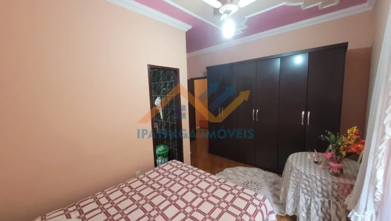 Imagem Casa com Lote grande no Bairro Veneza - Ipatinga