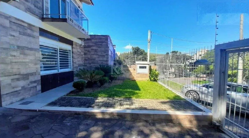 Imagem Casa para Venda - 171.46m², 3 dormitórios, sendo 1 suites, 4 vagas - Medianeira