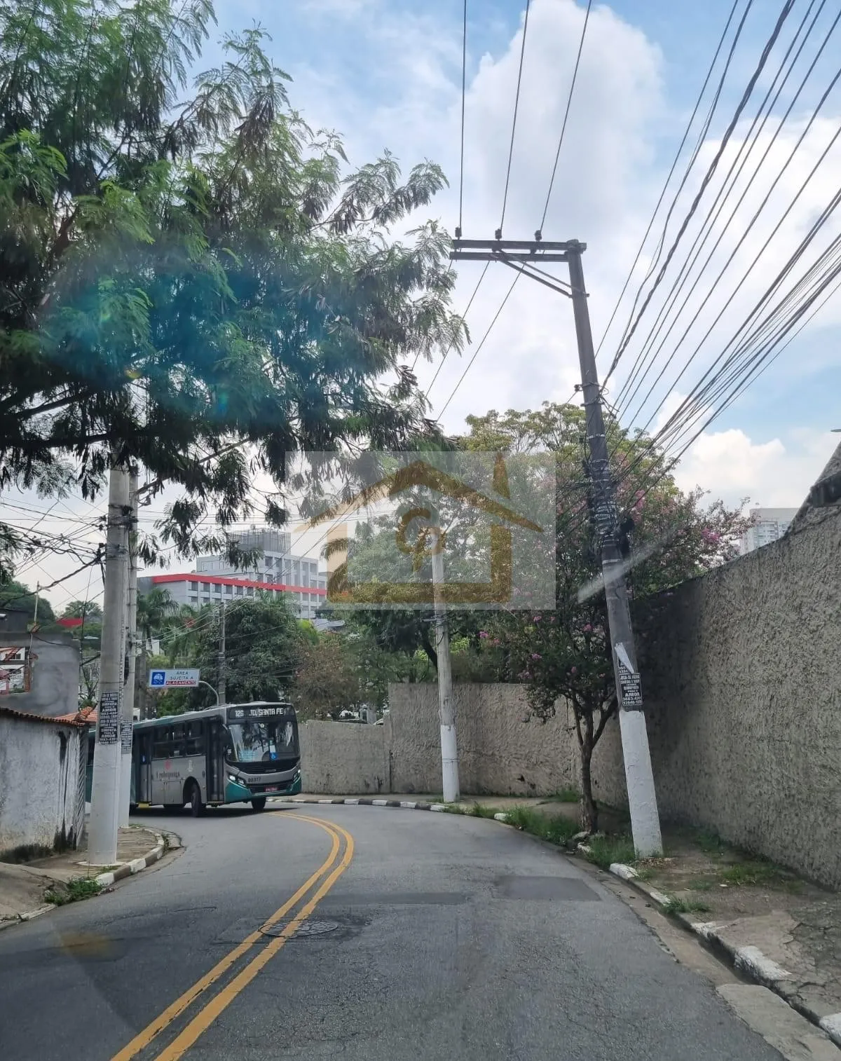 Imagem Lote comercial , Ótima Perspectiva para seu futuro negócio