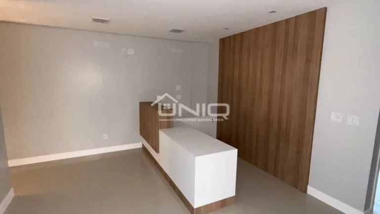 Imagem Sala Mobiliada em Ed Comercial - Centro - Ed Centro Médico São Lucas