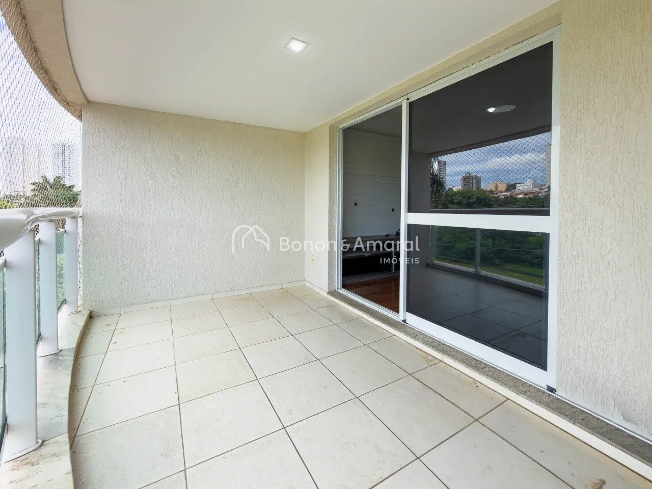 Imagem Apartamento no Ed. Júlio de Mesquita, 3 suítes, à venda, Taquaral, Campinas/SP