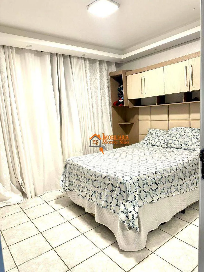 Imagem Apartamento com 2 dormitórios à venda, 52 m² por R$ 220.000,00 - Pimentas - Guarulhos/SP