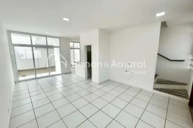 Imagem Casa em condomínio para locação - com 3 quartos e uma suíte