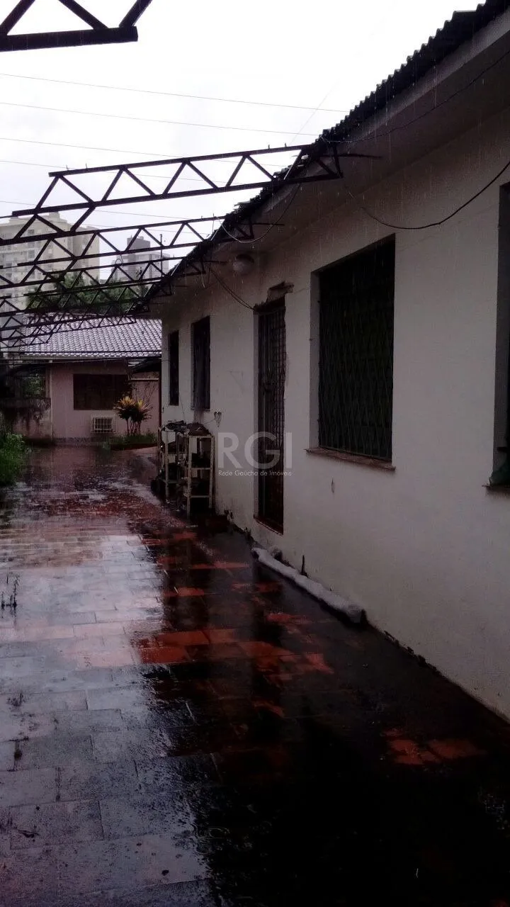 Imagem Casa para Venda - 78.39m², 3 dormitórios, Partenon