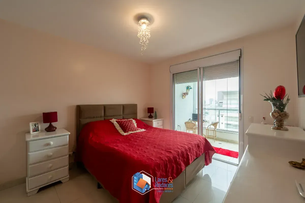 Imagem Duplex para venda em Ipiranga com 5 quartos, sendo 5 suítes, 240m²