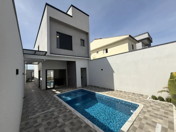 Imagem Casa Moderna com Piscina em Condomínio  Pronta para Morar!