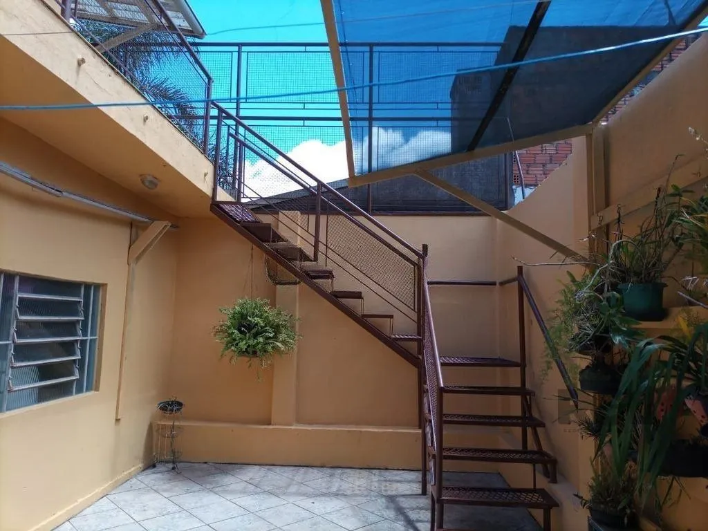 Imagem Casa 4 dormitórios no bairro Vila Ipiranga