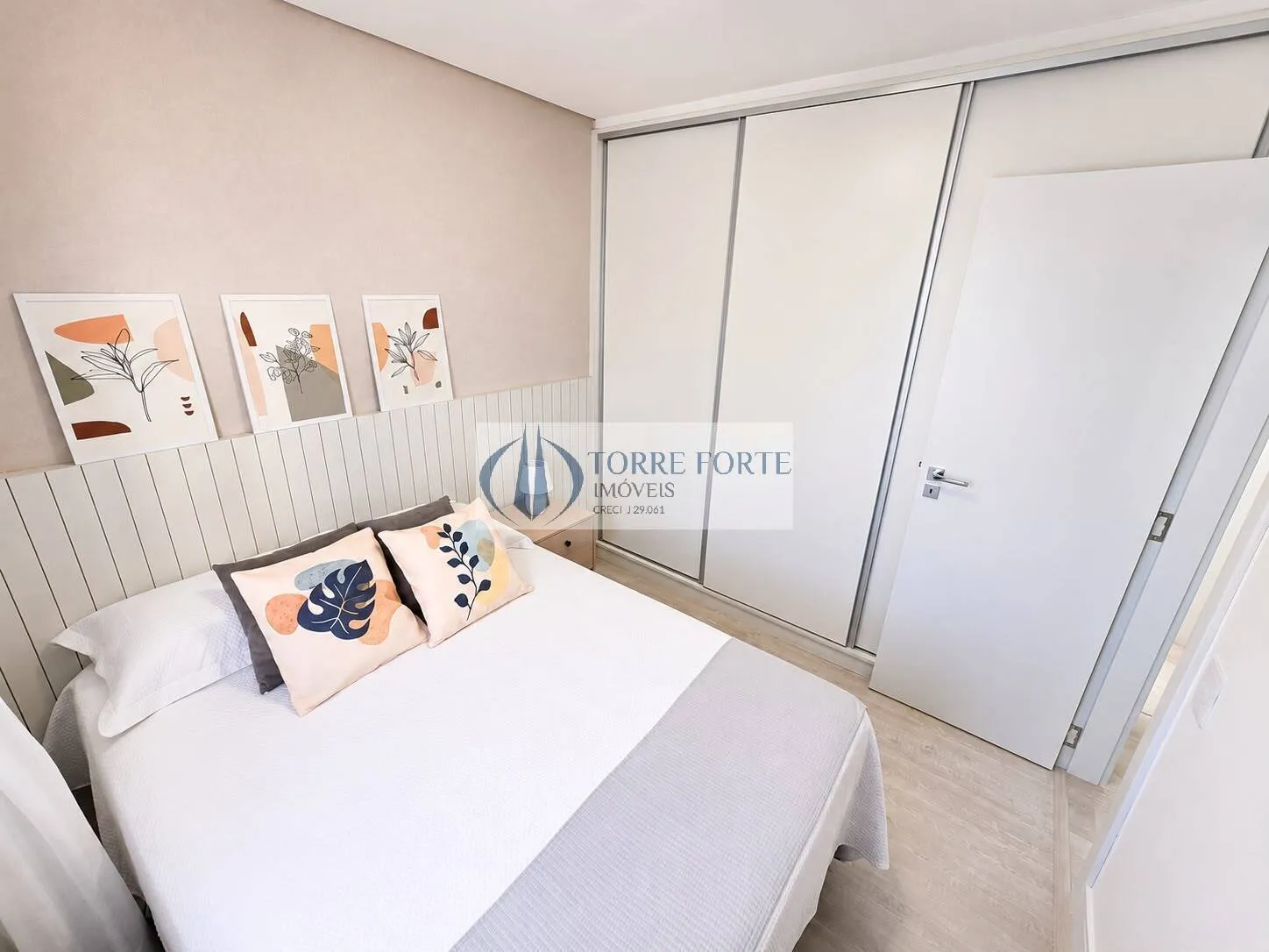Imagem Lindo apartamento com 2 dormitorios 1 vaga de garagem na Vila Gomes Cardim.