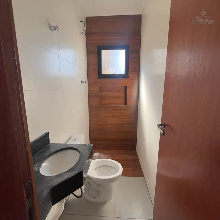 Imagem SOBRADO EM CONDOMÍNIO COM QUINTAL E CHURRASQUEIRA A 470 METROS DO MAR!