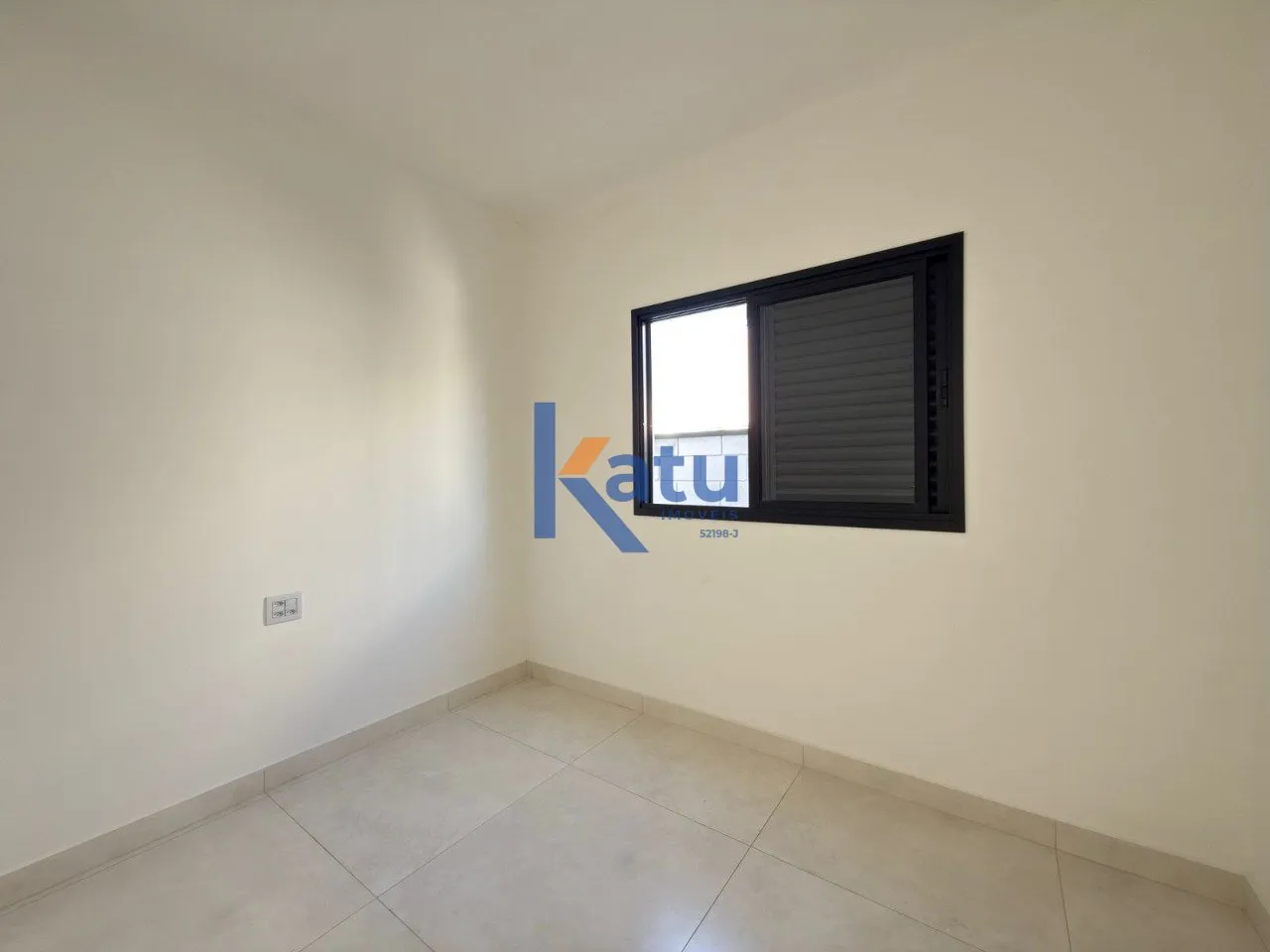 Imagem CASA À VENDA NO CONDOMÍNIO RESERVA ERMIDA - JUNDIAÍ/SP

O imóvel possui 147 m² de área constru...