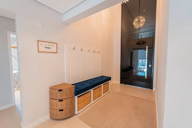 Imagem Casa a venda com 4 Quartos à venda, 400 m² por R$ 2.990.000 - Reserva Santa Maria - Jandira/SP
