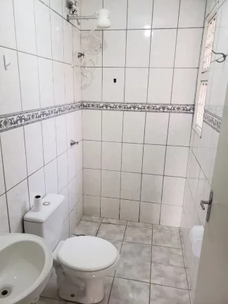 Imagem Ótimo apartamento para locação com excelente localização, 2 dormitórios com ventilador de teto...