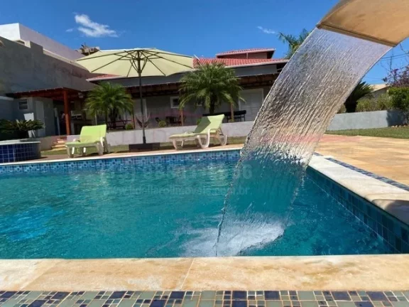 Imagem Belíssima casa de campo de alto Padrão em condomínio fechado